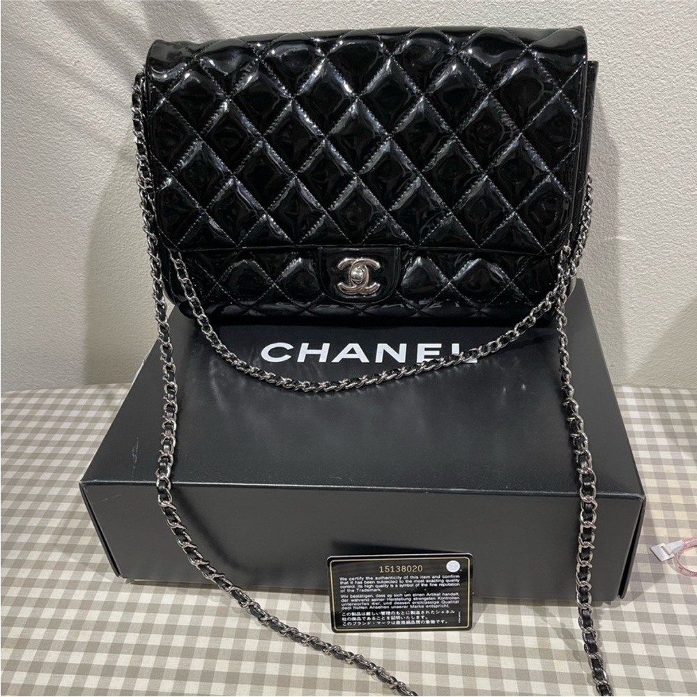 Authentic Chanel Patent Clutch - Picture 7 of 7